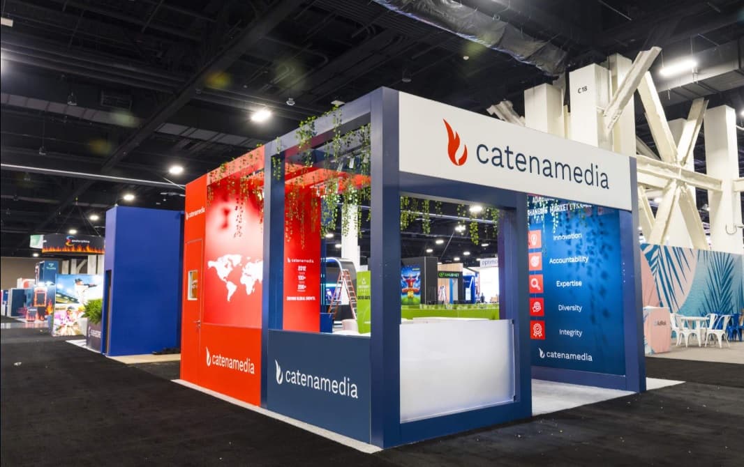 20' x 20' Custom Rental Displays by ExpoNetUSA
