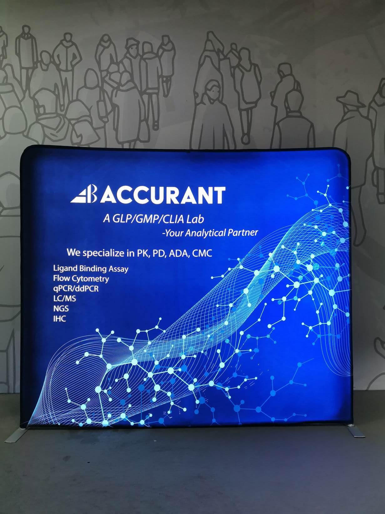 Trade show backdrop and display built by ExpoNet USA