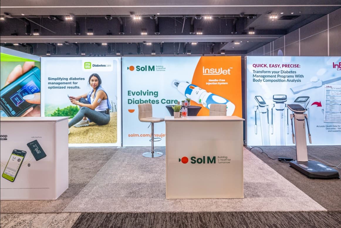 10' x 10' Custom Rental Displays by ExpoNetUSA